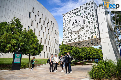 deakin 2.jpg